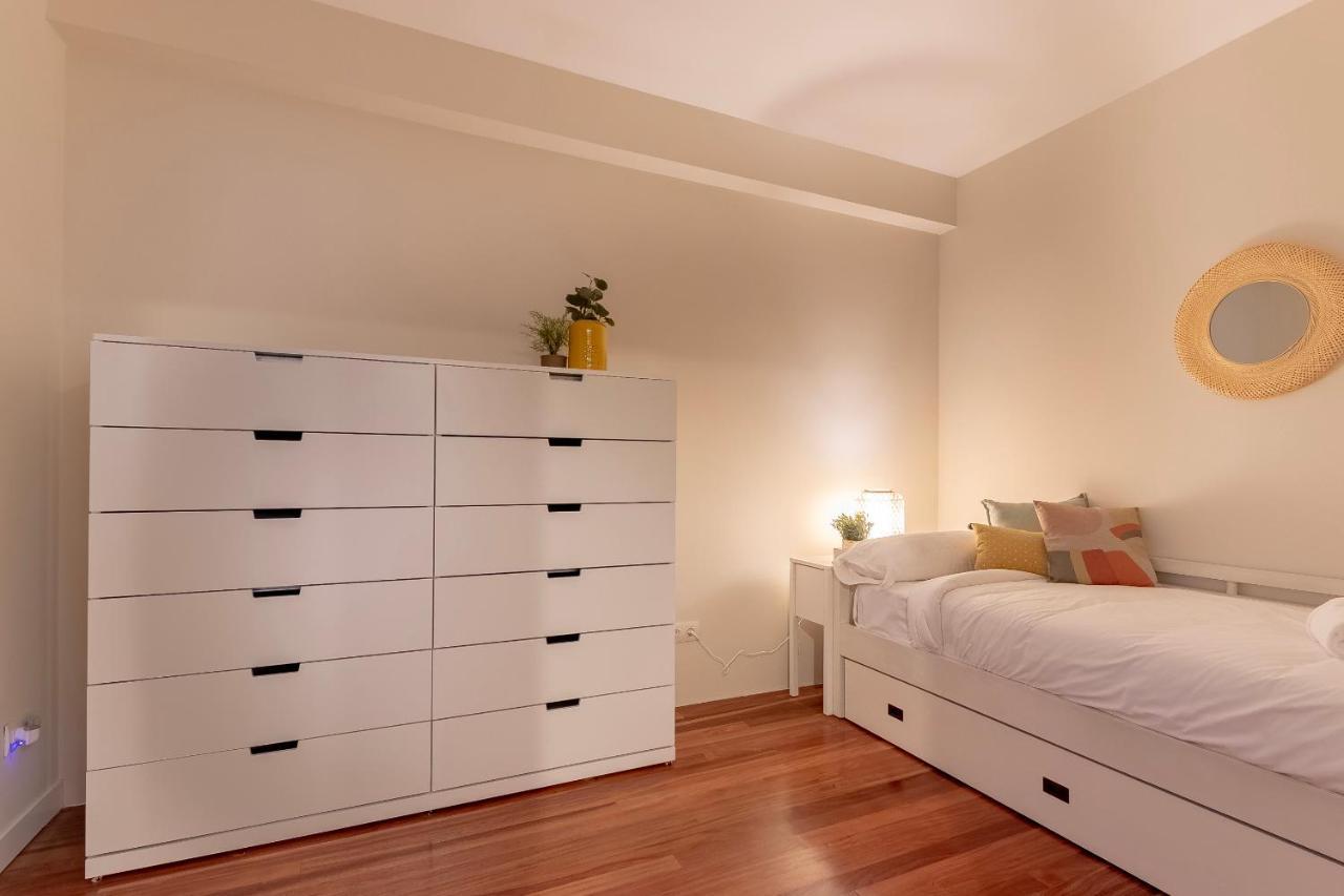 Gran Apartamento Con Estilo En El Centro De Bilbau Exterior foto