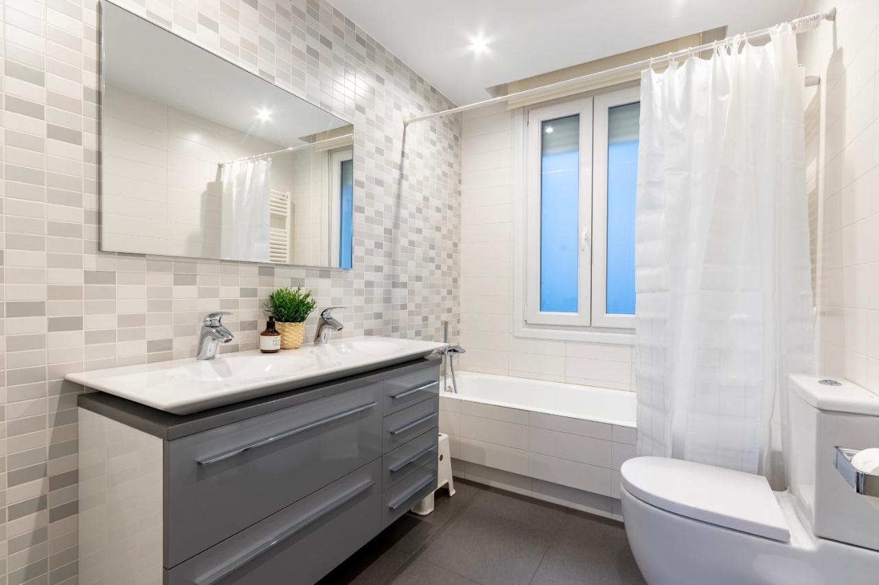 Gran Apartamento Con Estilo En El Centro De Bilbau Exterior foto