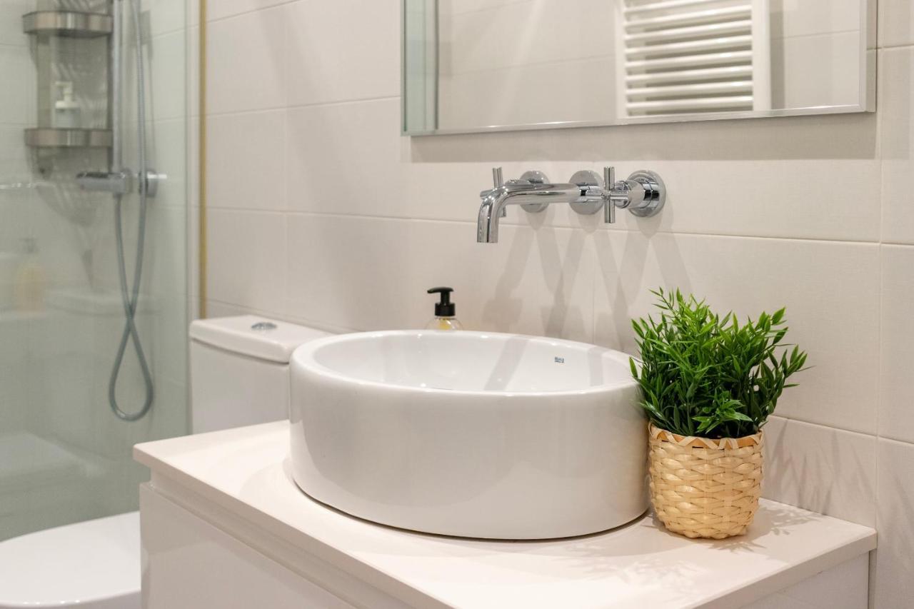 Gran Apartamento Con Estilo En El Centro De Bilbau Exterior foto